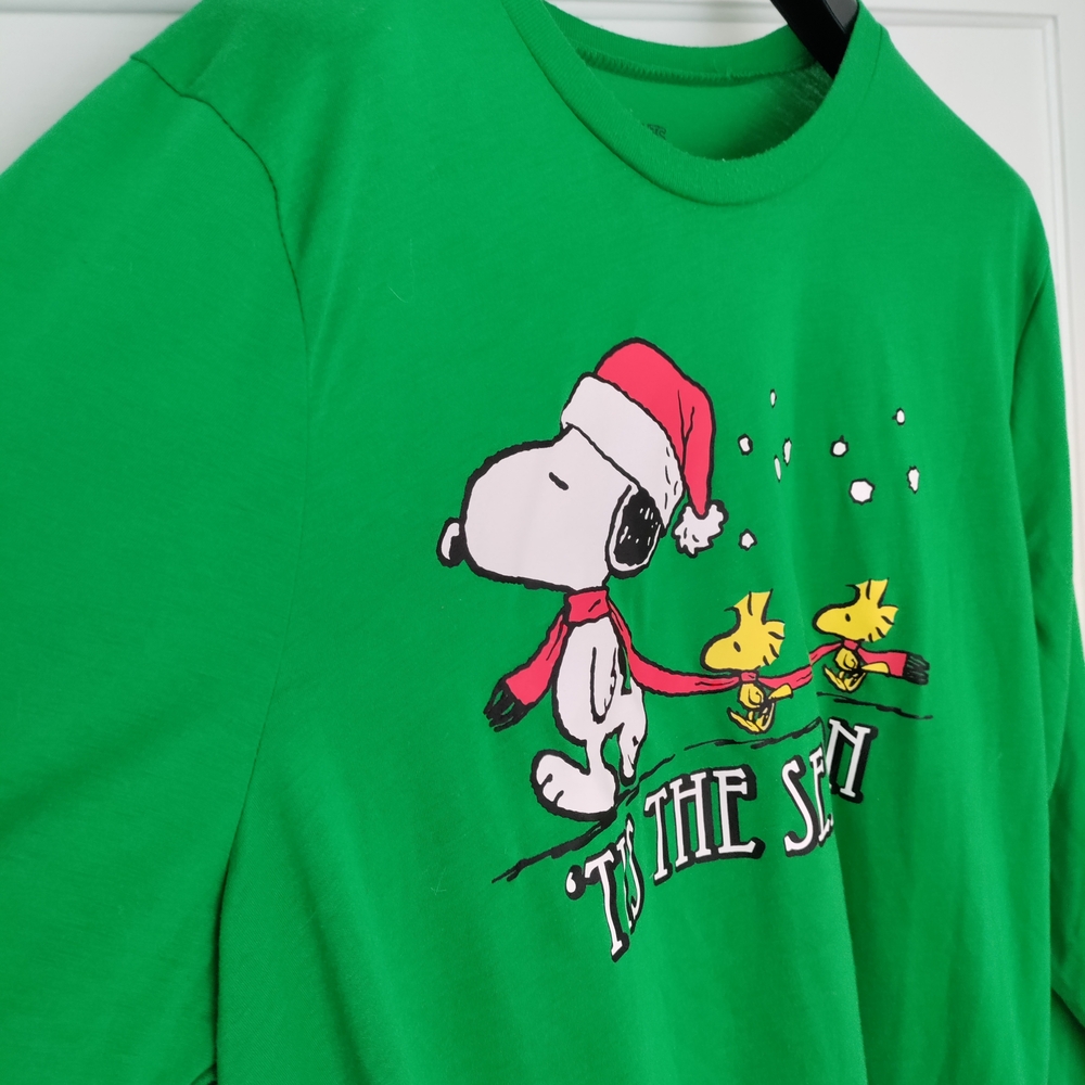 Peanuts Green Snoopy Holiday Long Sleeve Tee XXL